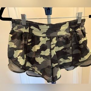 Lululemon hotty hot shorts